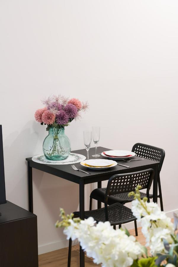 Kwiatowa Apartments Poznan City Center By Noclegi Renters 외부 사진